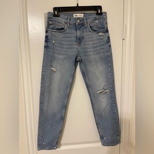 ZARA Women’s Mid-Rise Distressed Jeans-Size 4